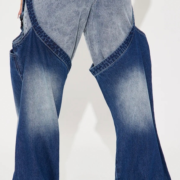 Wide Leg Jeans - Picture 2 of 4